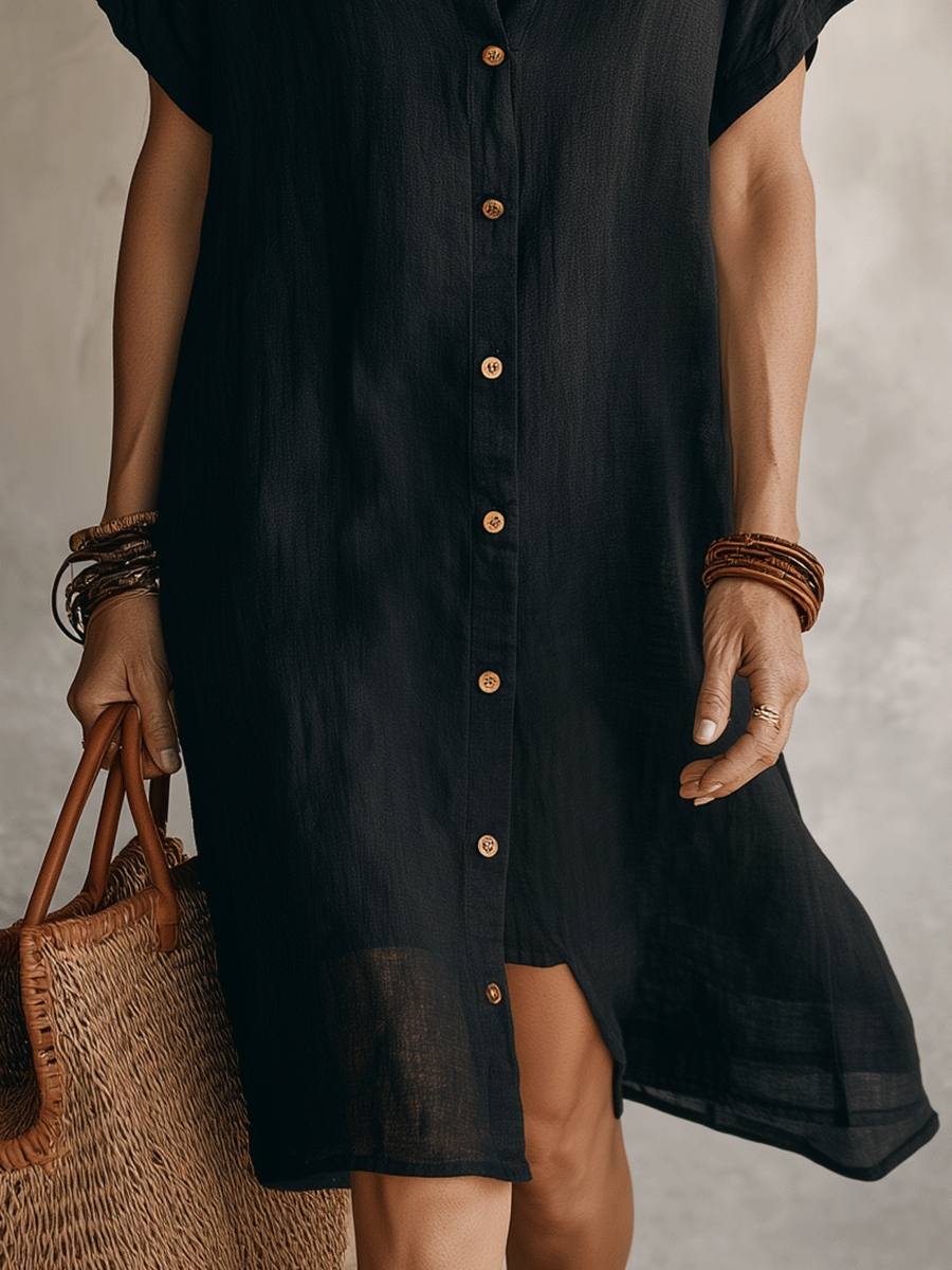 Vestido camisa midi de mujer con botones. Prenda versátil de manga corta, ideal para un look fresco de verano.