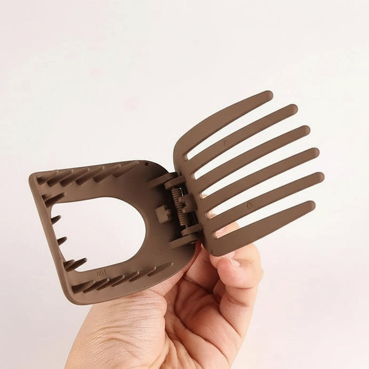 Pinza para el pelo de mujer, perfecta para cabello denso. Accesorio de moda con diseño elegante y sujeción fuerte.