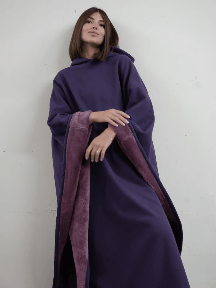 Sudadera femenina calentita, con peso, estilo oversized, para tus momentos de paz.