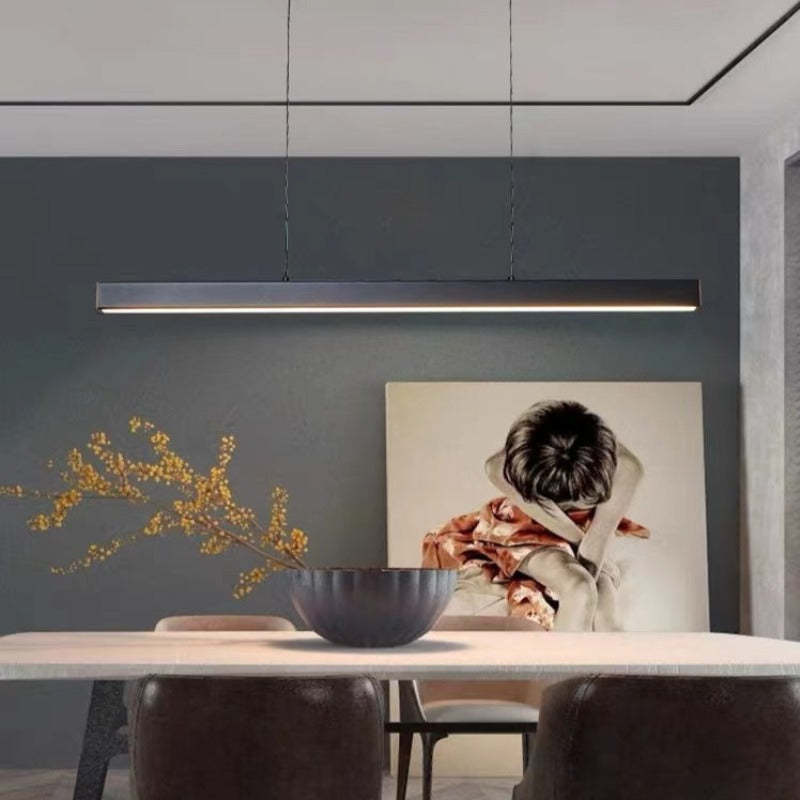 Lámpara de techo LED lineal Nexis negra/marrón. Iluminación minimalista para espacios contemporáneos.