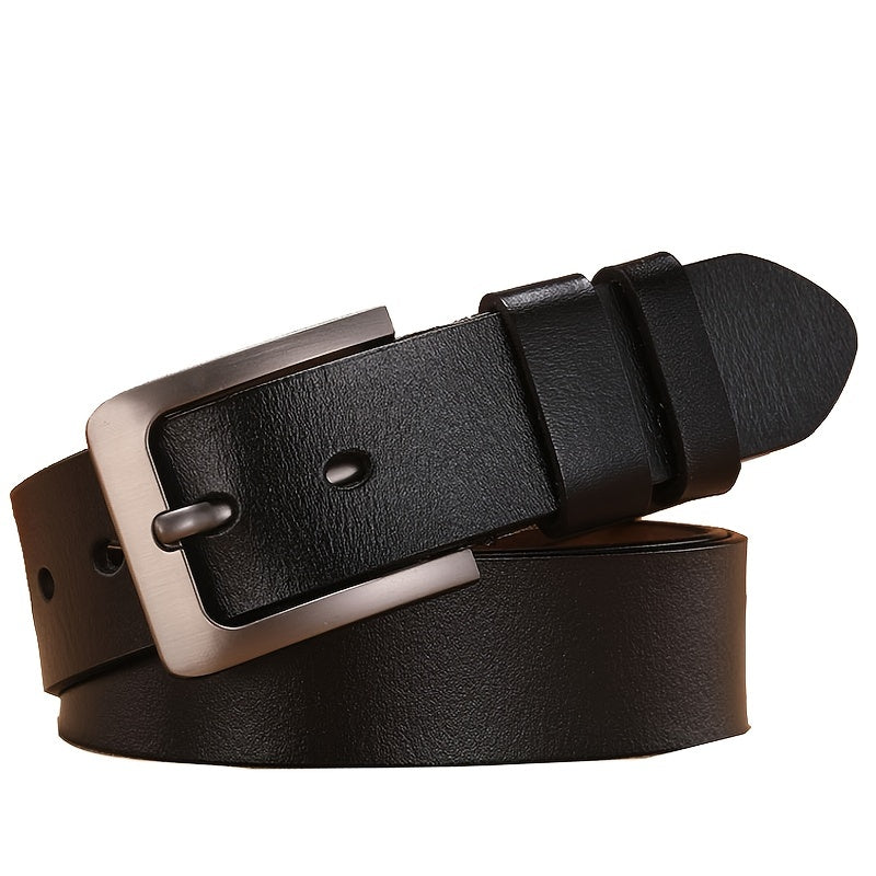 Cinturón de cuero elegante para hombres, ideal para traje de vestir o pantalón casual. Moda masculina atemporal.