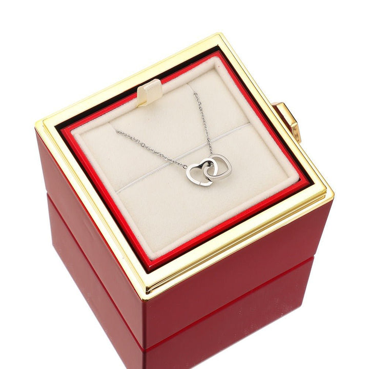 Accesorio para damas: rosa eterna preservada con collar personalizable de amor.