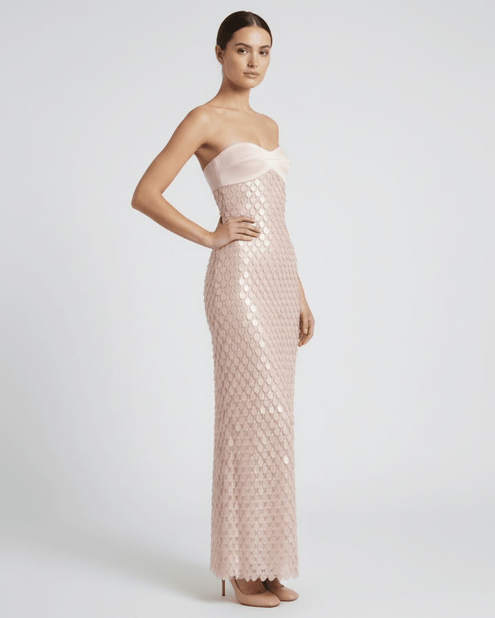 Elegante vestido de noche sin tirantes rosa empolvado, largo hasta el suelo, con lentejuelas para gala.