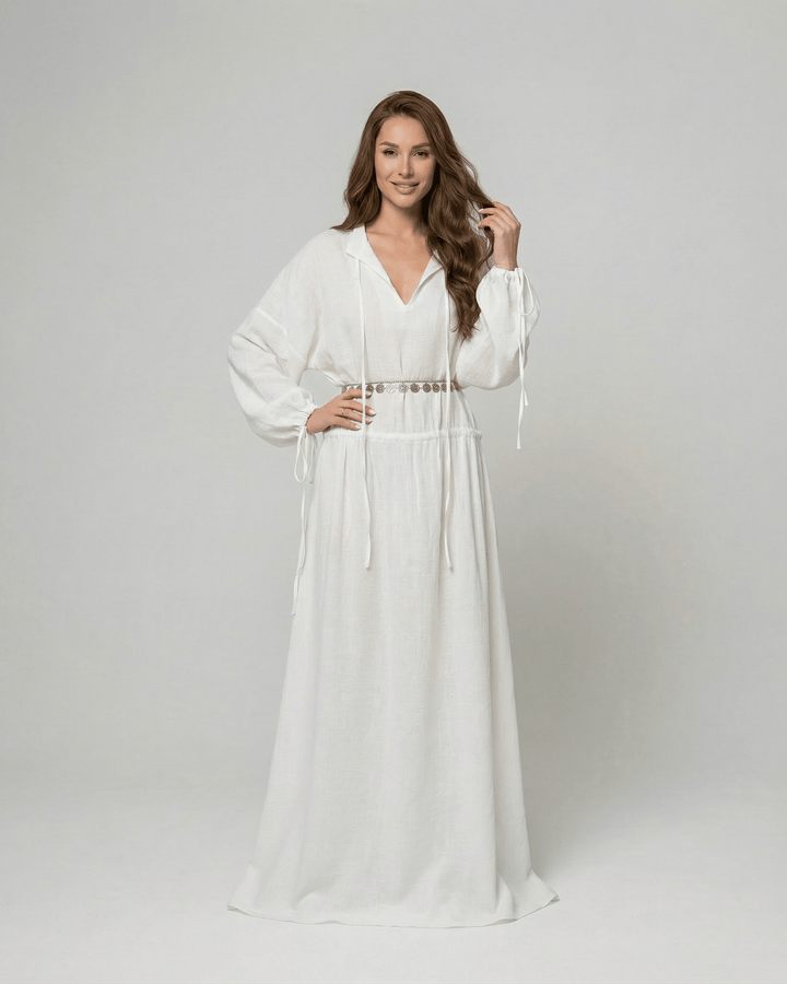 Vestido largo blanco Elara ajustable para mujer. Manga larga, corte A. Comodidad y estilo elegante de verano.