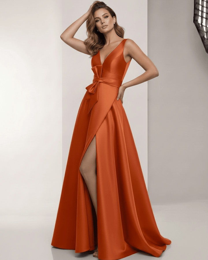 Vestido blanco largo de fiesta para mujer, diseño A-line y escote V, ideal para lucir elegante en eventos.