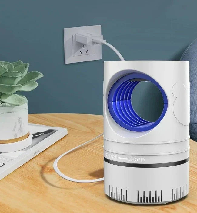 Ahuyentador de mosquitos eléctrico de interior, ideal para noches de verano sin insectos.