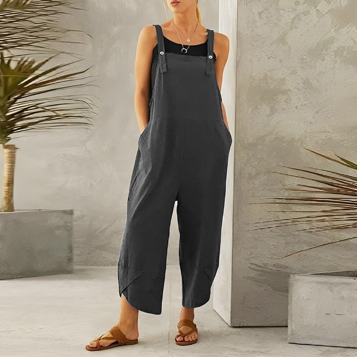 Jumpsuit de mujer casual de pernera recta, estilo holgado. Moda cómoda y moderna para tallas grandes.
