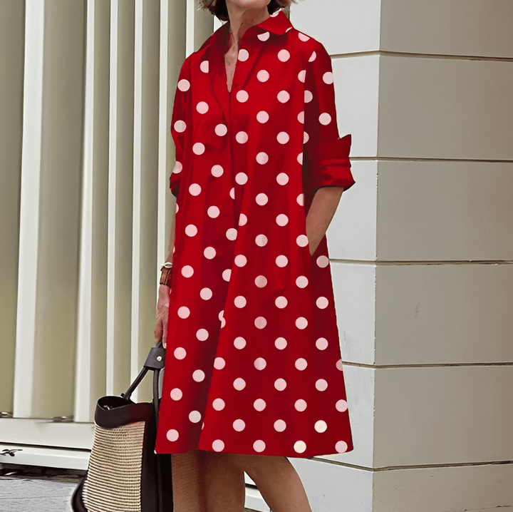 Ropa femenina: Vestido elegante con cuello vuelto y manga 3/4. Look moderno para primavera-verano, muy versátil.