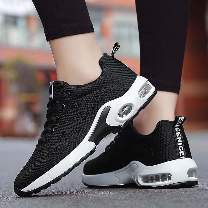 Zapatillas ortopédicas deportivas para mujer, diseño ergonómico y ajuste cómodo.