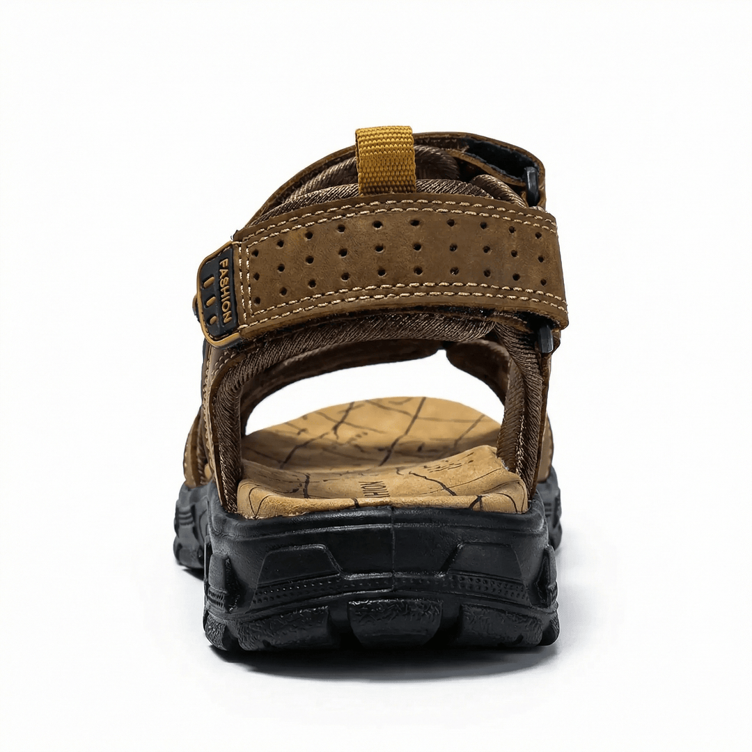 Vista lateral de sandalias ergonómicas unisex con suela antideslizante, ideales para caminar con soporte.