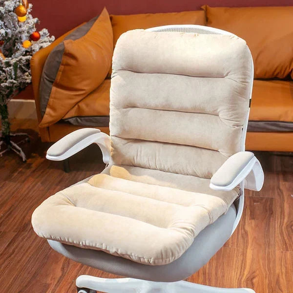 Descanso y bienestar con cojín ergonómico de espuma viscoelástica, ideal para asientos.