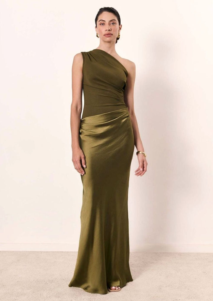 Vestido de gala largo y asimétrico para mujer, con un solo hombro y lujoso detalle de efecto piel.