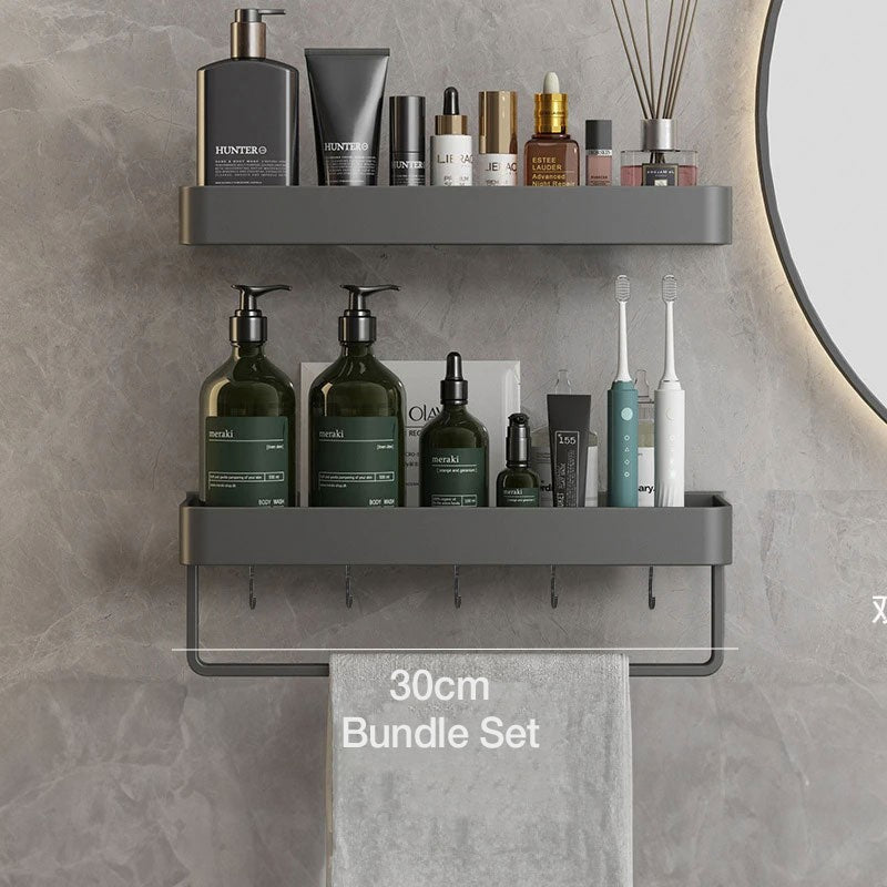 Estante de baño gris de diseño moderno, optimiza la organización en la ducha.
