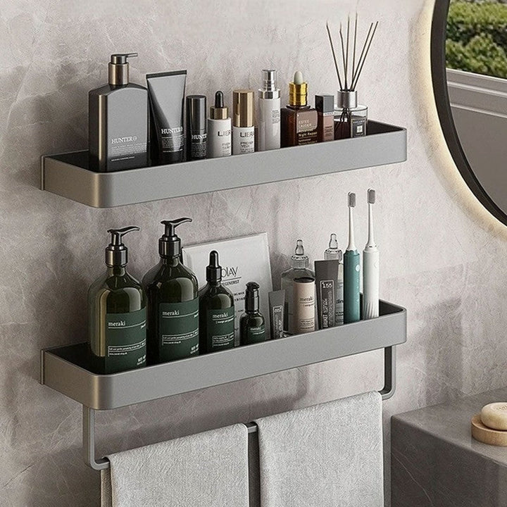 Organizador de baño compacto de pared, perfecto para almacenar artículos de ducha.