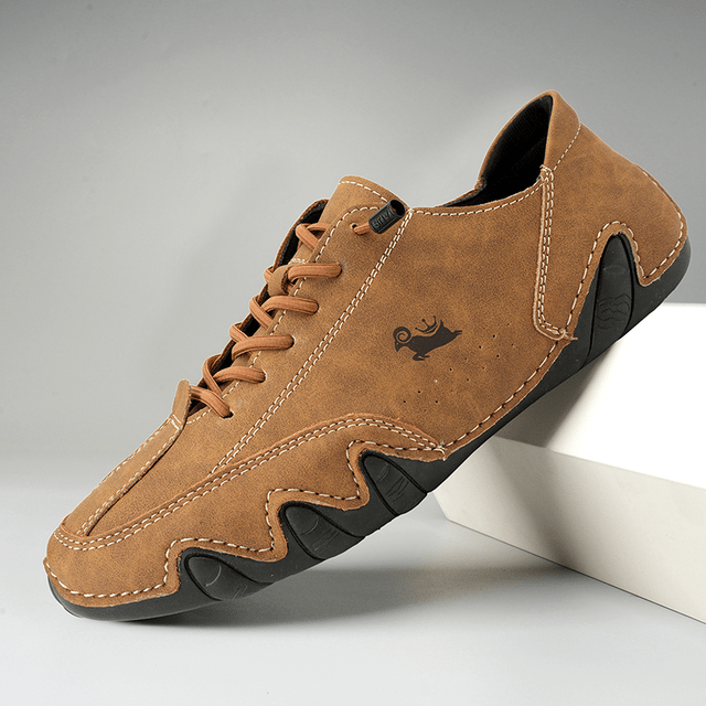 Estilo de vida natural con zapatillas de cuero barefoot, comodidad, flexibilidad y elegancia para hombre.