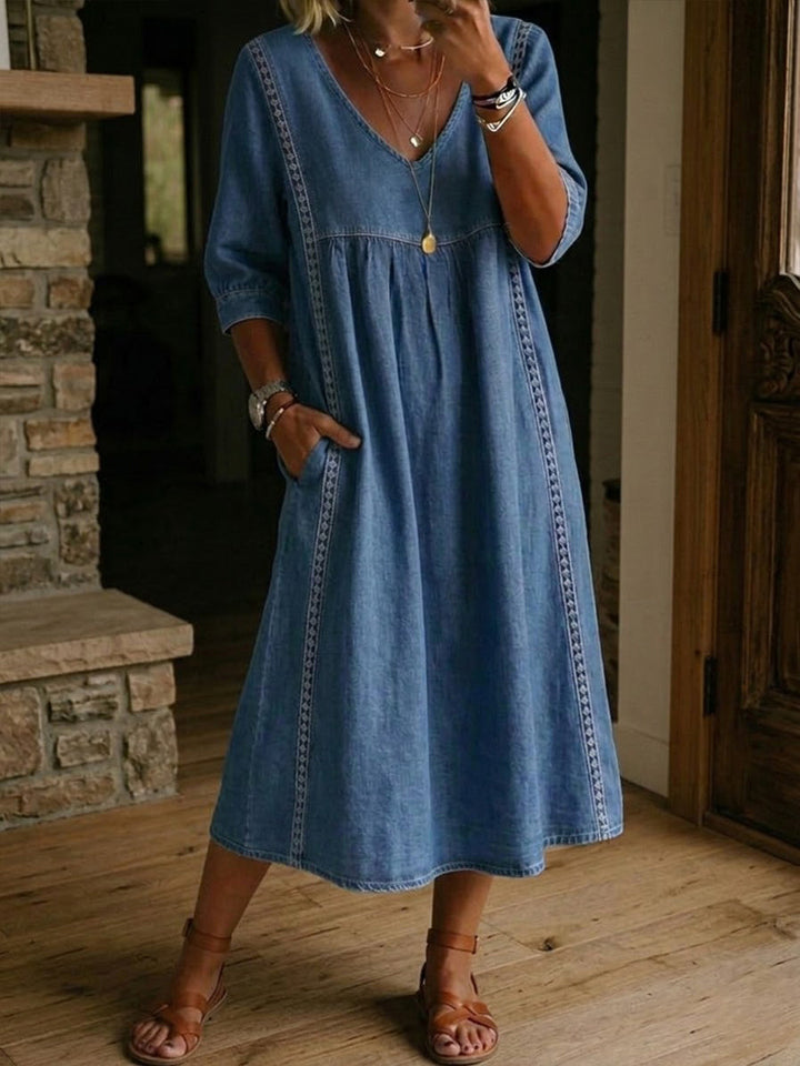 Vestido denim casual elegante para mujer con cuello V y detalles de encaje. Perfecto para primavera y verano.