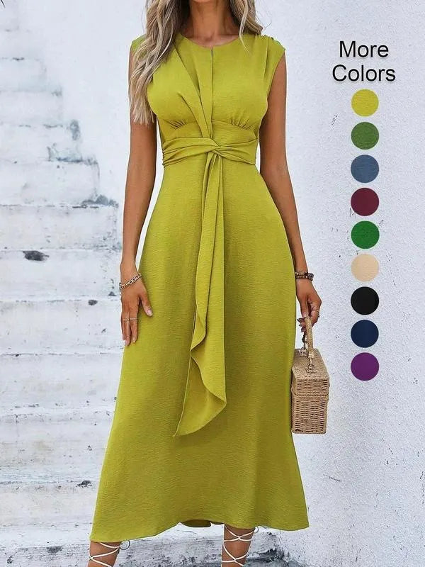 Vestido largo drapeado sin mangas, fluido y versátil para mujer. Estilo casual de verano.