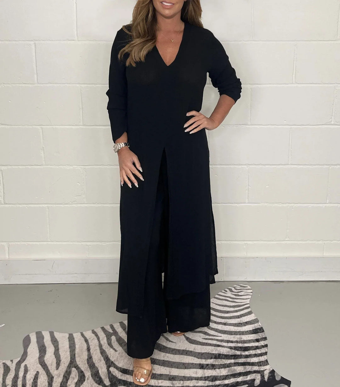 Conjunto de blusón y pantalón de punto para mujer, look casual y cómodo, ideal para loungewear o relax.