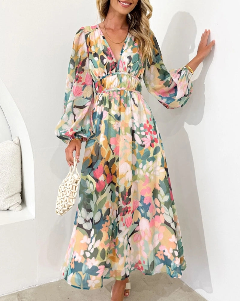 Vestido romántico midi floral de mujer con escote cruzado. Perfecto para primavera/verano.