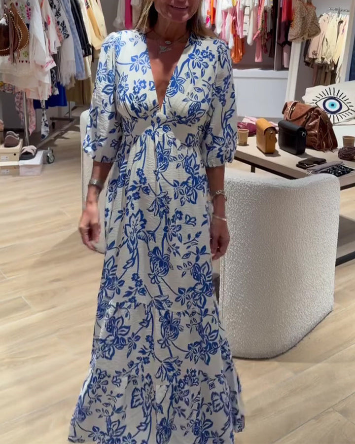 Vestido largo floral azul elegante para mujer, estilo fluido y bohemio. Perfecto para verano y fiestas casuales.