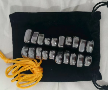 Set de ajedrez magnético portátil, regalo ideal, completo para jugadores de todas las edades.