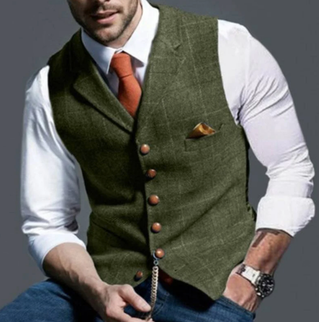 Chaleco de vestir clásico para hombre, ideal para un atuendo formal de oficina o una ocasión especial elegante.