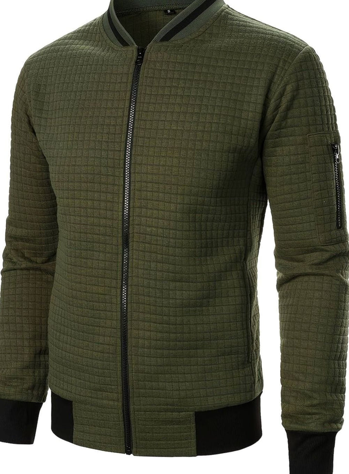 Chaqueta masculina de cuadros, textura bomber, perfecta para la moda de entretiempo.