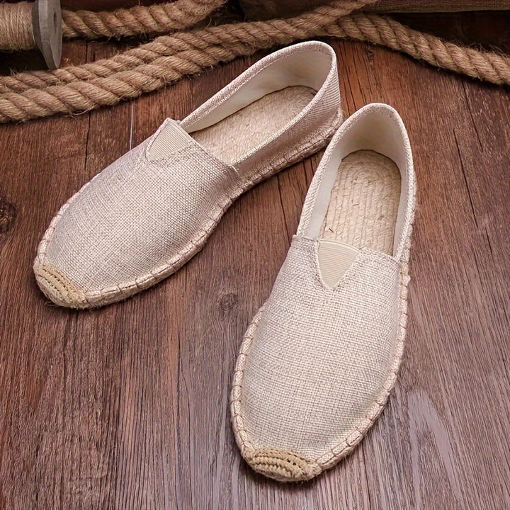 Esparteñas de hombre cómodas y ligeras, con diseño casual, ideales para el día a día en verano.
