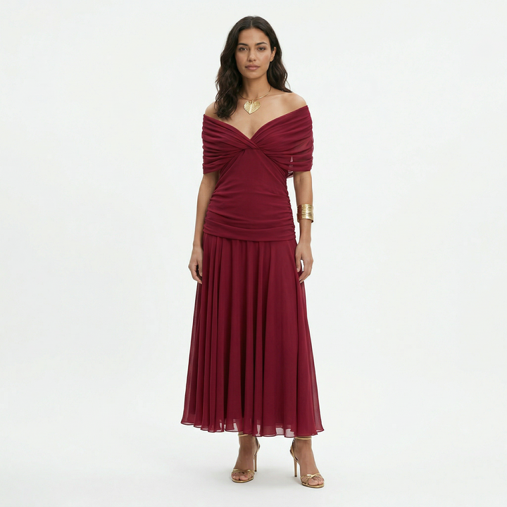 Vestido de mujer largo con estampado floral y plisado, estilo formal/casual elegante para fiesta o celebración.