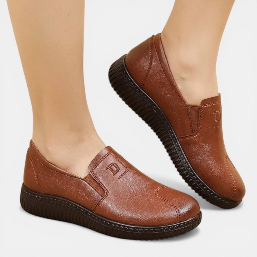 Zapatos ortopédicos de mujer súper cómodos para uso diario, perfectos para el confort y la salud de tus pies.