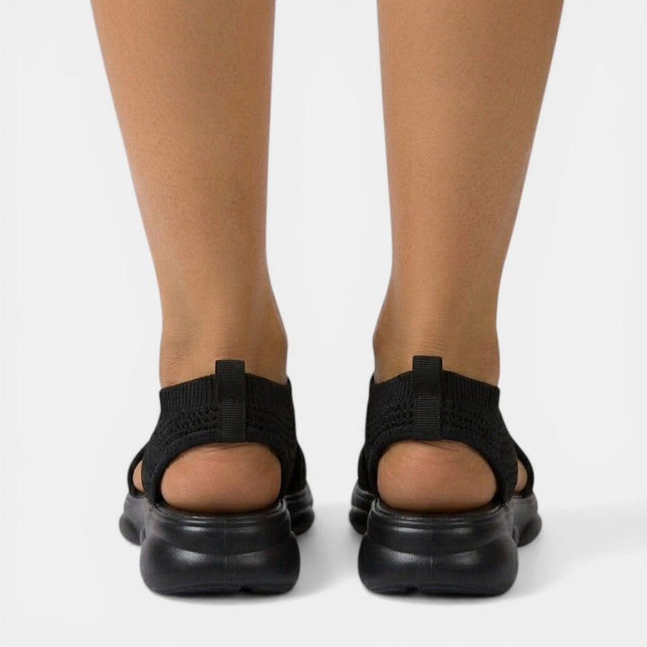 Colección sandalias ortopédicas. Variedad, transpirables y cómodas, esenciales para el verano femenino.