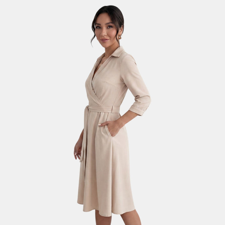 Vestido midi ajustado de manga larga para mujer, escote V. Perfecto para noche, fiesta o cóctel elegante.