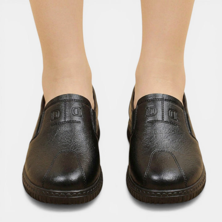 Calzado ortopédico de mujer, ofrece máximo confort y soporte. Zapatos saludables para el bienestar de tus pies a diario.