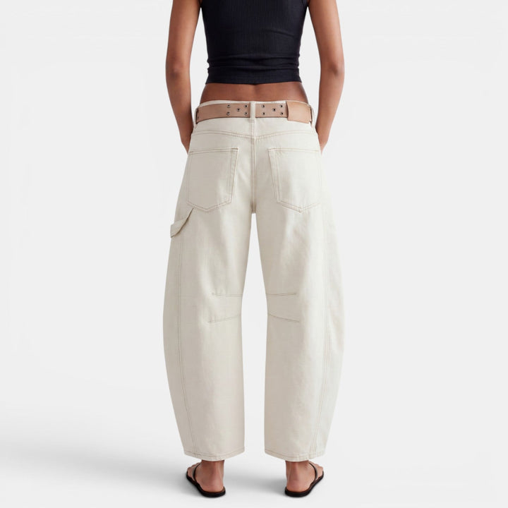 Pantalones jeans mujer elásticos, corte pierna ancha, tiro medio. Ideal para moda casual cómoda.