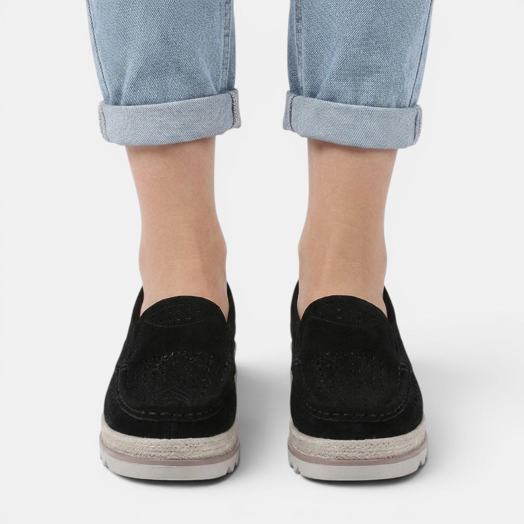 Zapatos de mujer estilo casual con cuña y plataforma. Ortopédicos para un soporte y confort excepcionales.
