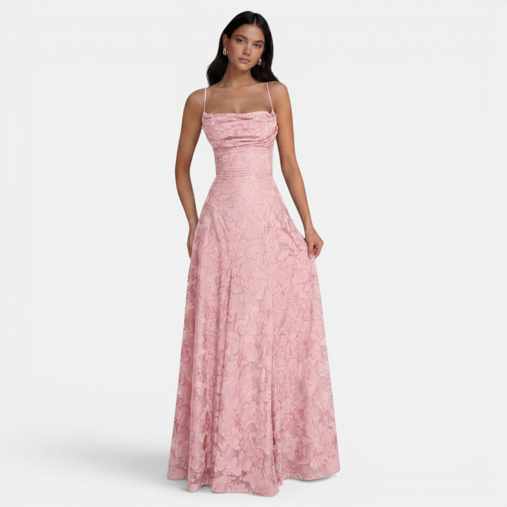 Vestido de mujer versátil, ajustado, sin espalda, con lazos elegantes. Ropa de moda.