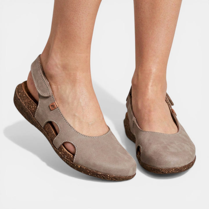 Sandalias mujer ortopédicas para confort, diseño plano y soporte para el pie. Ideales para verano.