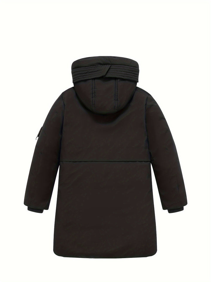 Ropa de abrigo infantil negra, chaqueta acolchada con capucha para mantener a los niños cálidos.