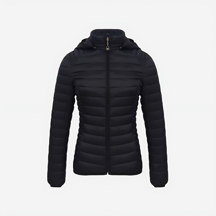 Chaqueta acolchada ultraligera de mujer para aventura. Ideal para senderismo y confort en otoño/invierno.
