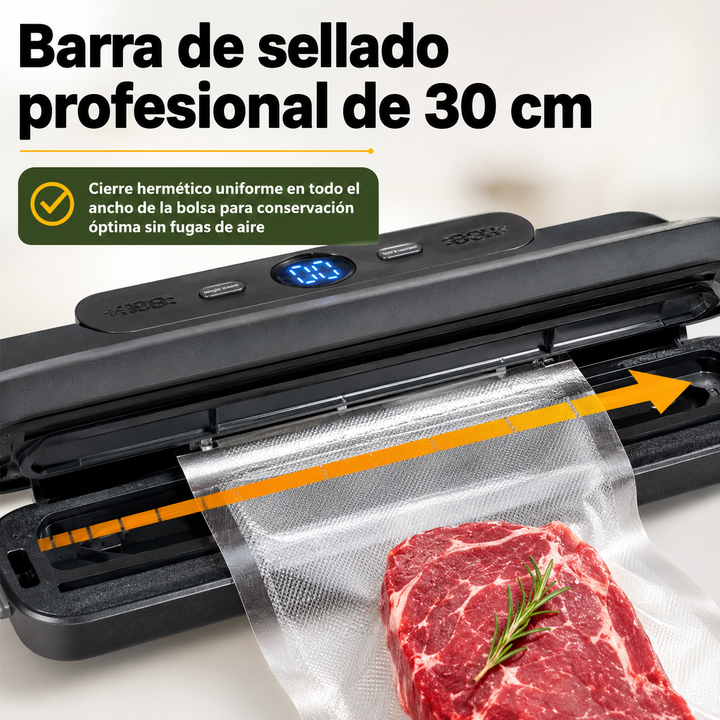 Alimentos frescos (carnes, verduras) envasados al vacío, mostrando conservación extendida con la máquina selladora.