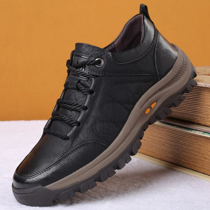 Botas ortopédicas de hombre transpirables. Calzado con confort y soporte para mantener los pies saludables y frescos.