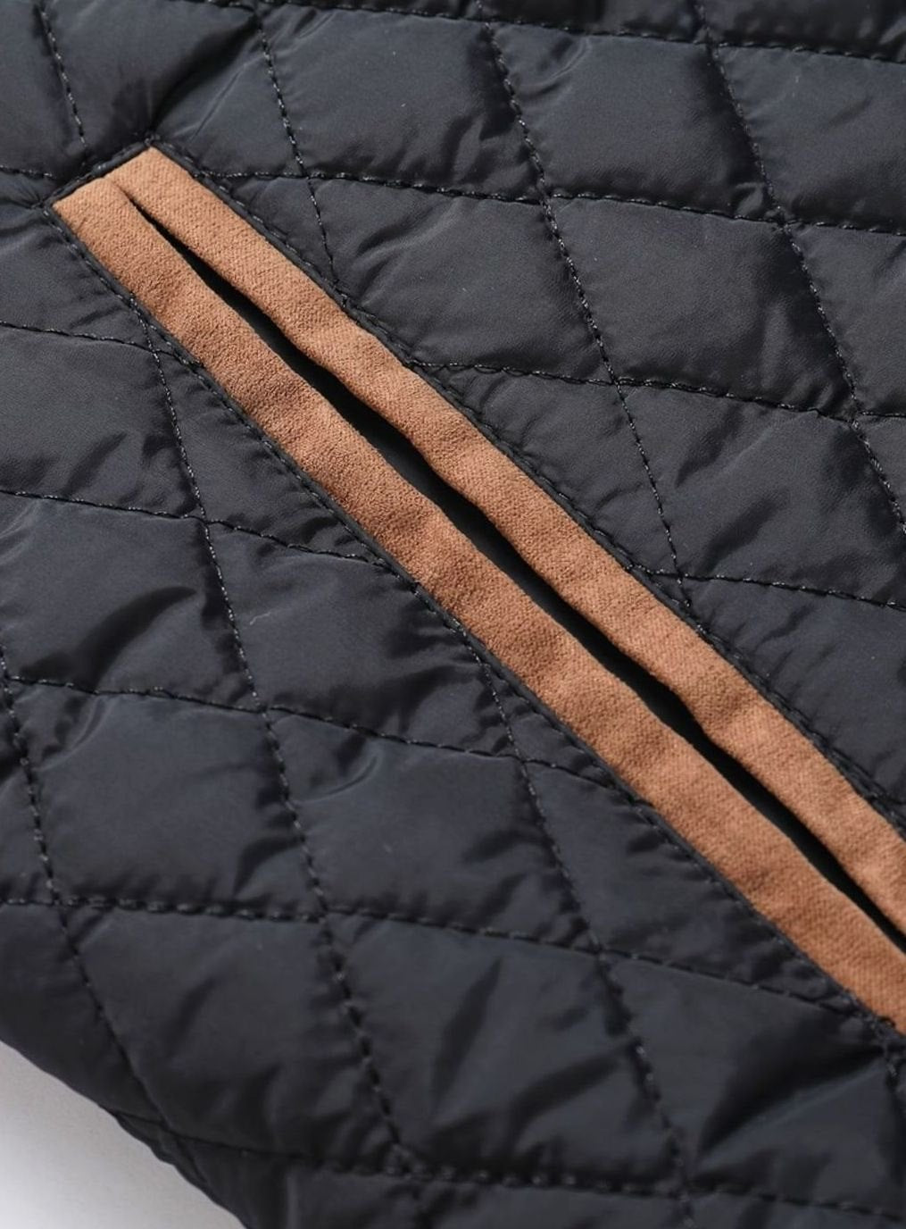 Chaqueta acolchada de hombre, estilo casual, cuello mao, confort y moda masculina.