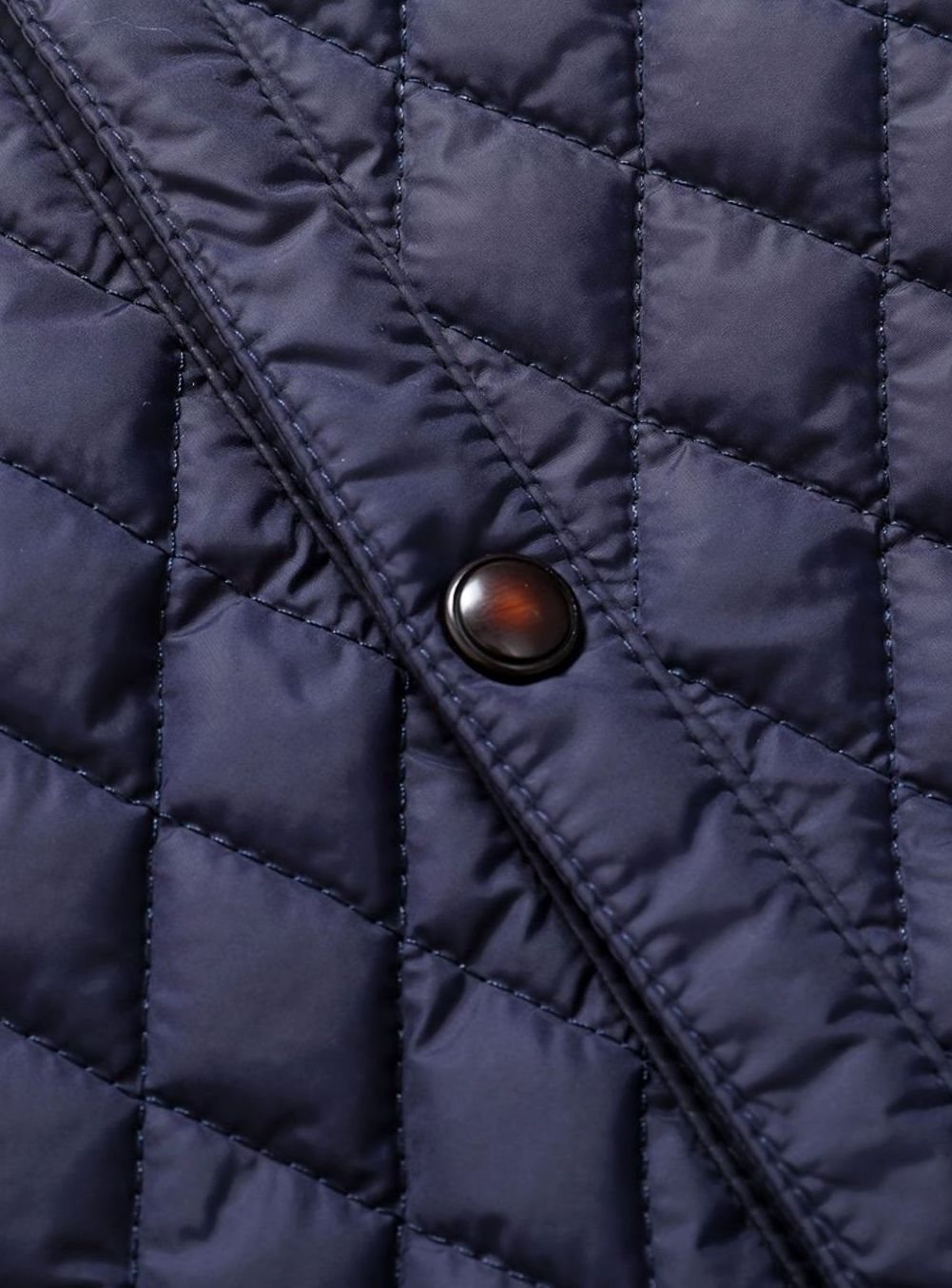 Chaqueta hombre acolchada con cuello mao, diseño elegante, ropa exterior de moda.