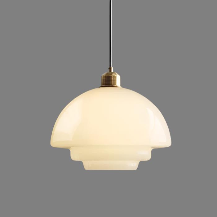 Lámpara colgante de cristal marfil y latón pulido, obra de arte Mid-Century para iluminación del hogar.