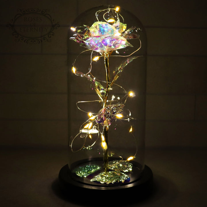 Rosa dorada eterna con luz LED, creando un ambiente mágico y romántico en cualquier decoración.