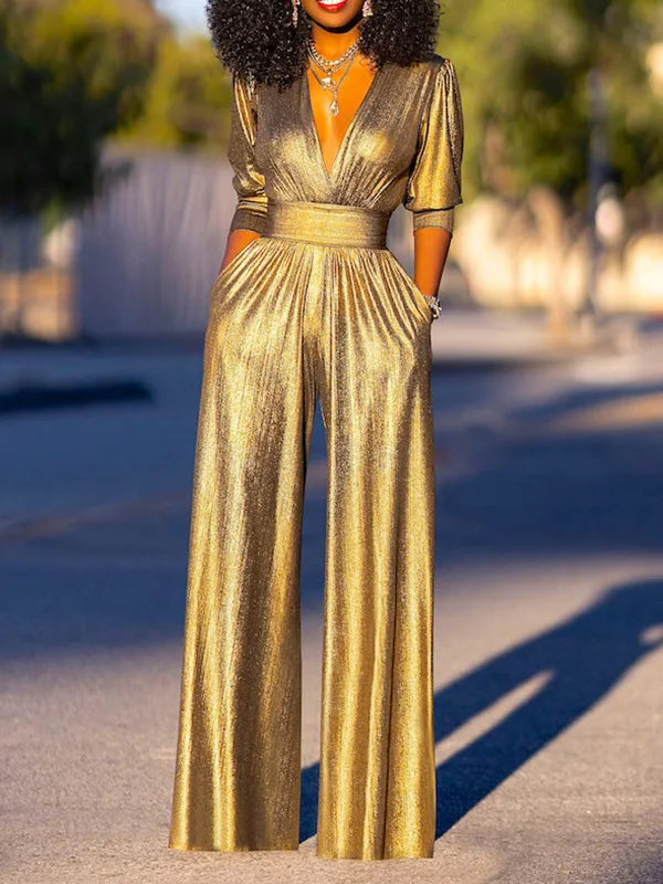 Mono largo satinado de pierna ancha, atuendo moderno para mujer. Ideal para fiesta y ocasiones especiales.