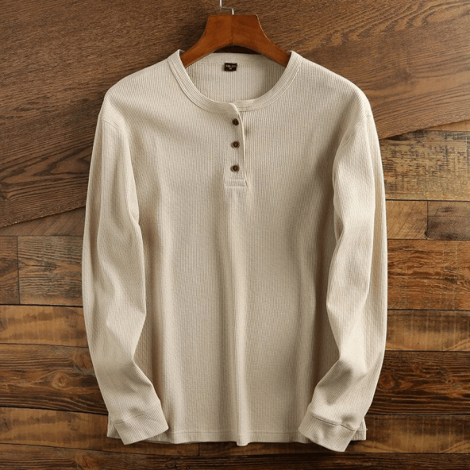 Ropa masculina: Camiseta Henley de moda, manga larga con textura waffle. Perfecta para el hombre moderno.