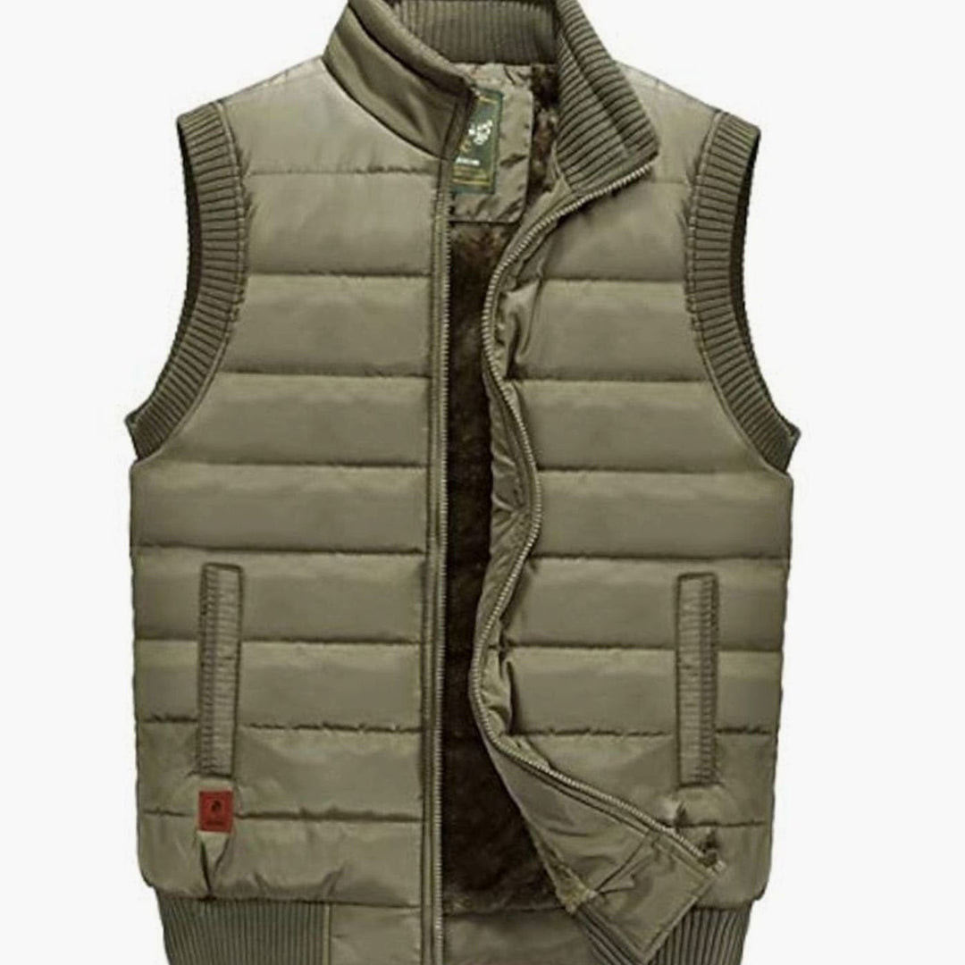 Chaleco acolchado para hombre con forro polar, cuello alto y diseño sin mangas. Ideal para invierno y exterior.
