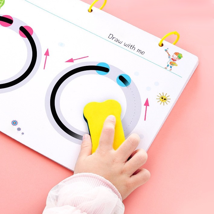 Cuaderno mágico de trazado con números y letras. Herramienta reutilizable para el aprendizaje preescolar infantil.