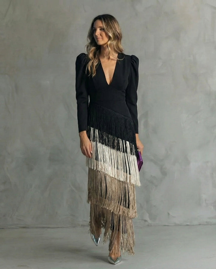 Vestido midi de mujer con flecos, un toque elegante y sofisticado para cualquier evento o fiesta.